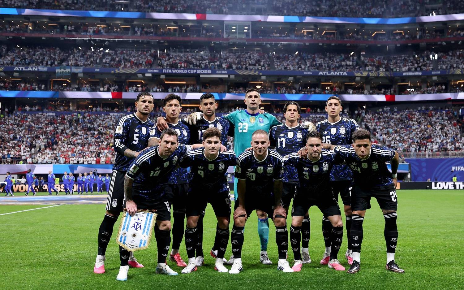 *Argentina ante su cita con la historia y la eternidad